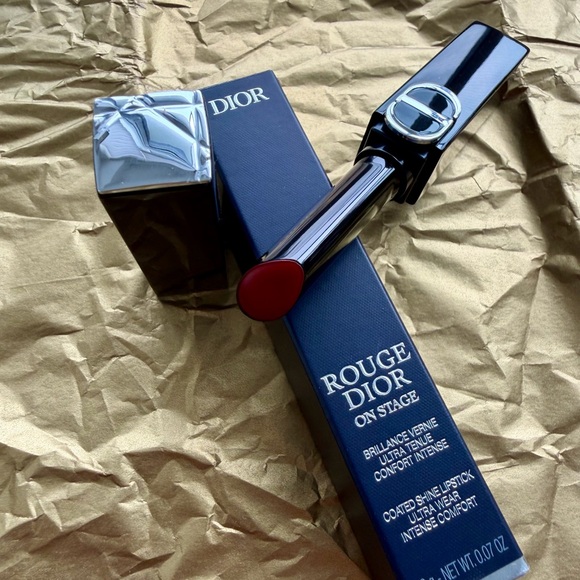 Dior Rouge Dior On Stage Lipstick 550 Red Shock - Navy Case - Picture 3 of 3
